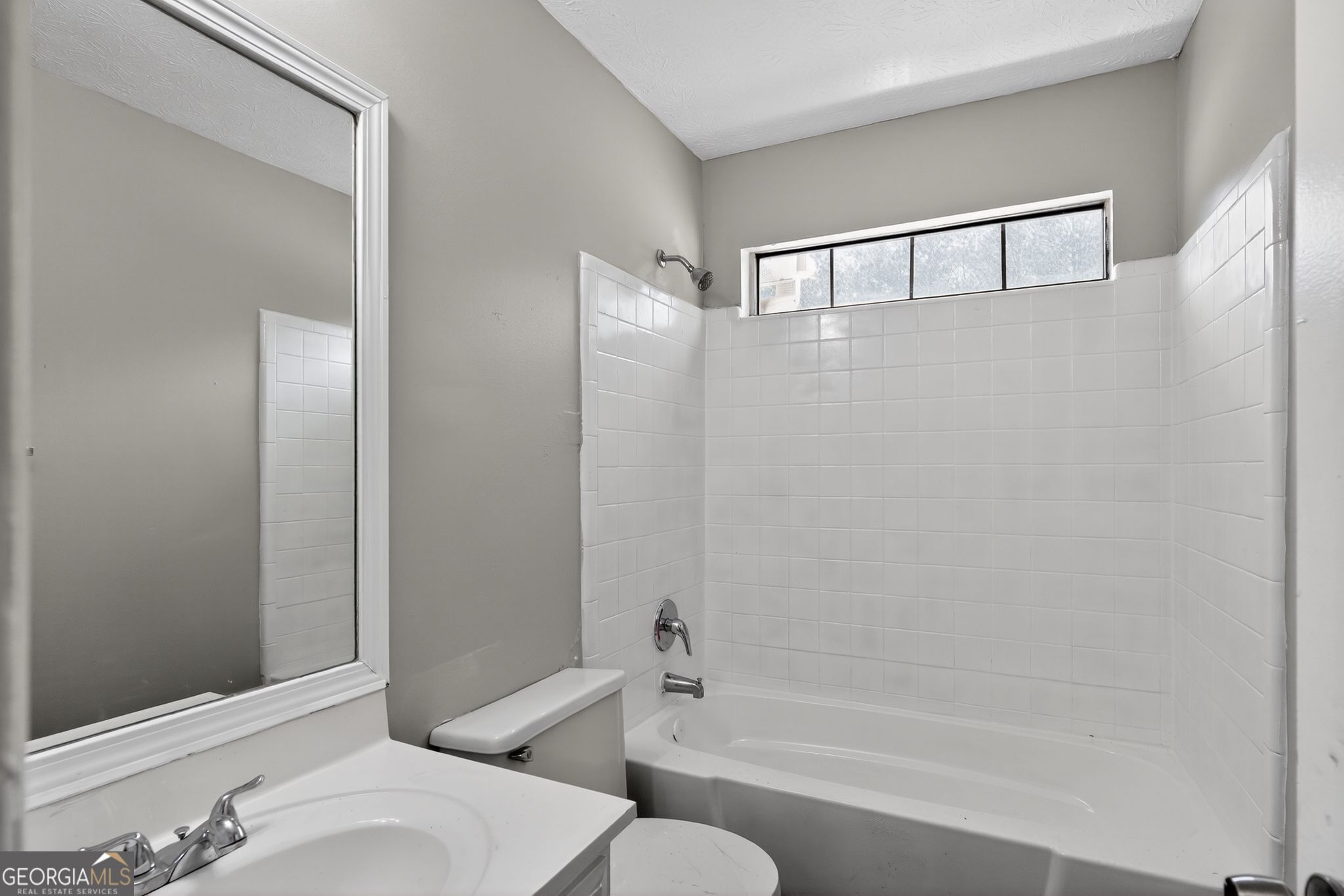 2283 Newgate Drive Decatur GA 30035