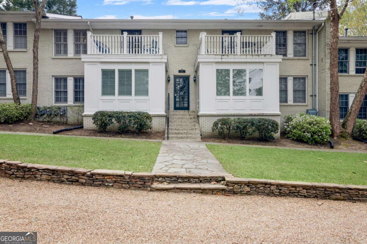 1879 Johnson Road NE Atlanta GA 30306