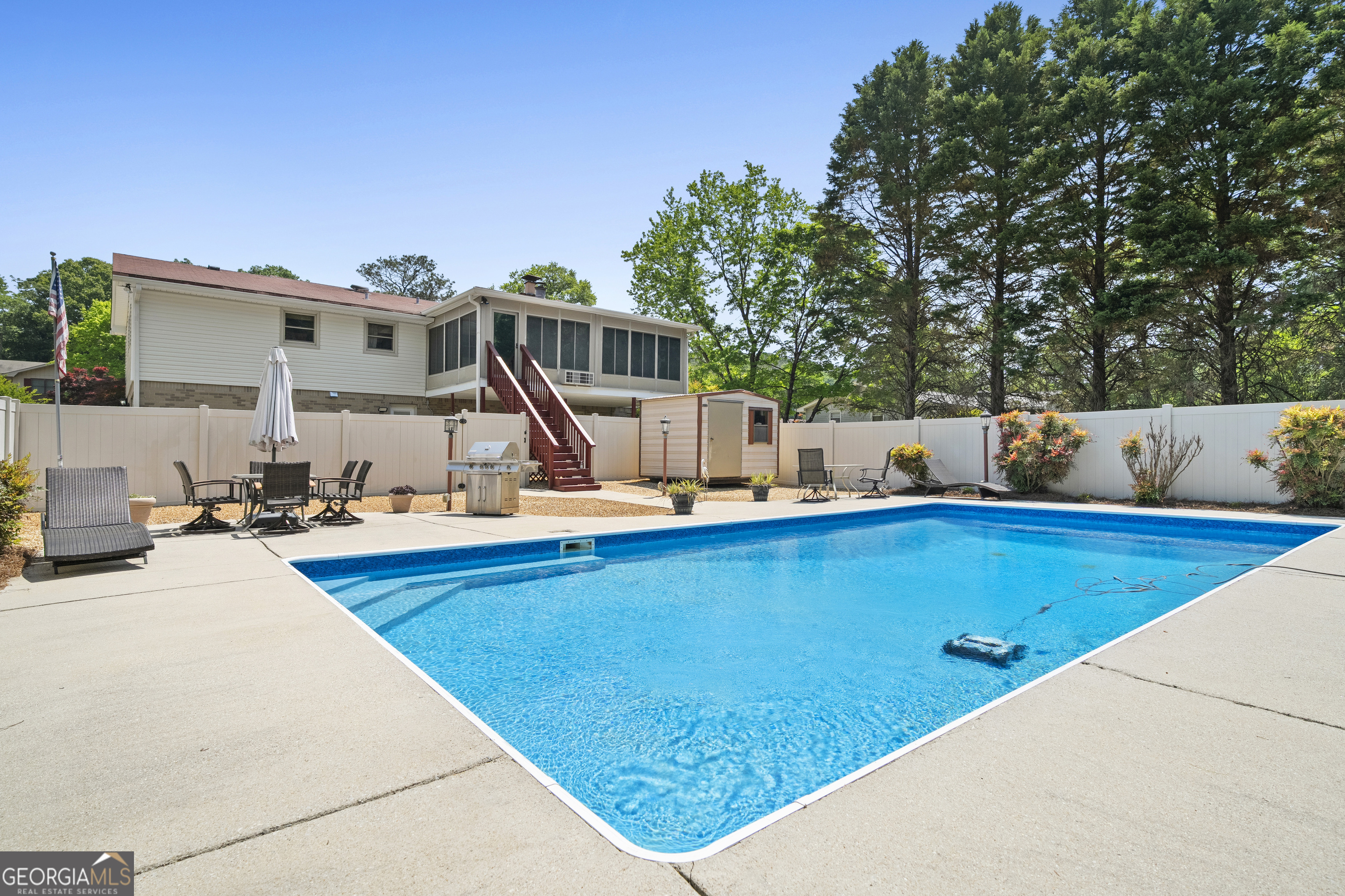 955 June Drive SW Conyers GA 30094