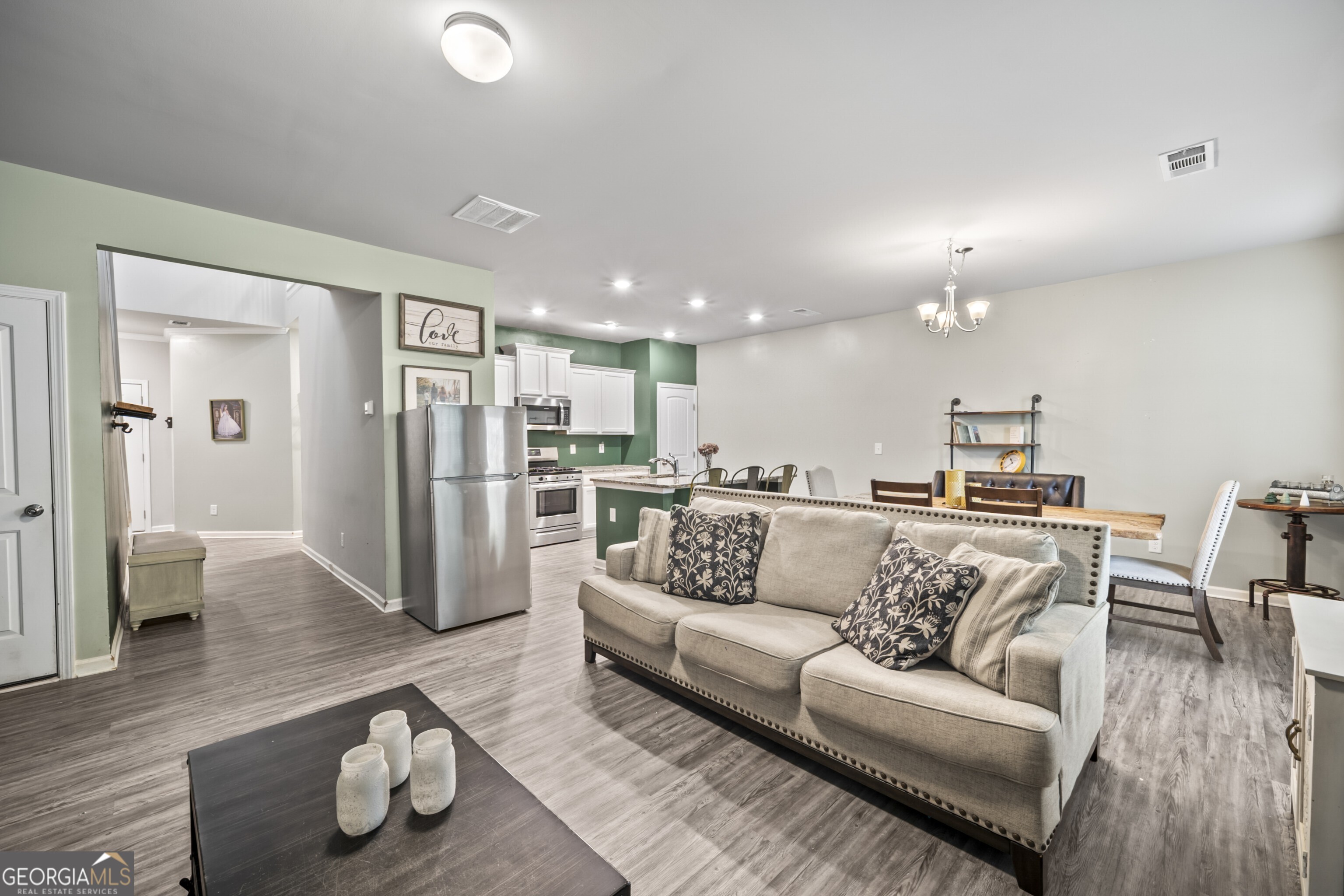 315 Pinewood Drive Woodstock GA 30189