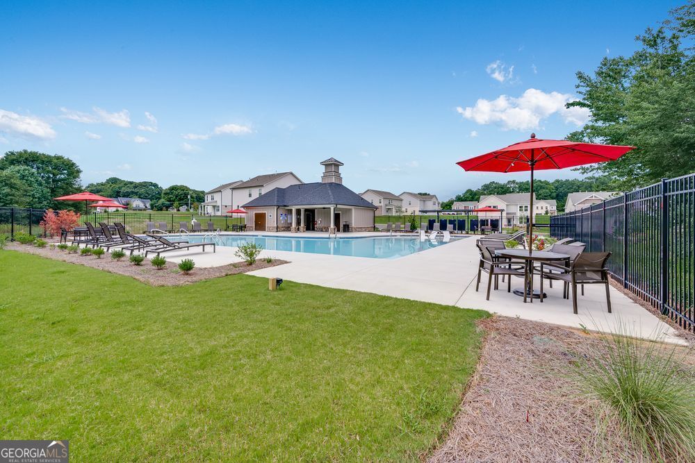 1684 Fawlocke Run Loganville GA 30052