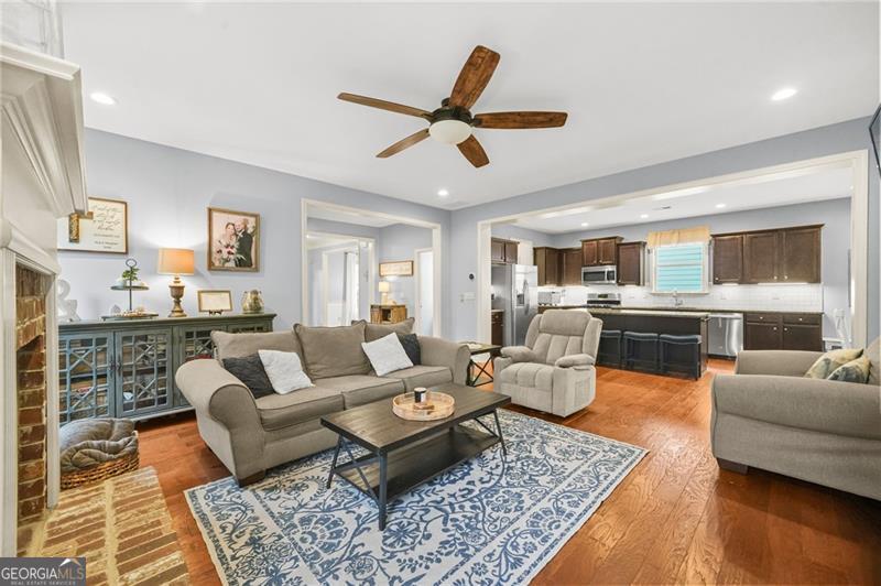 192 S Village Avenue Canton GA 30115