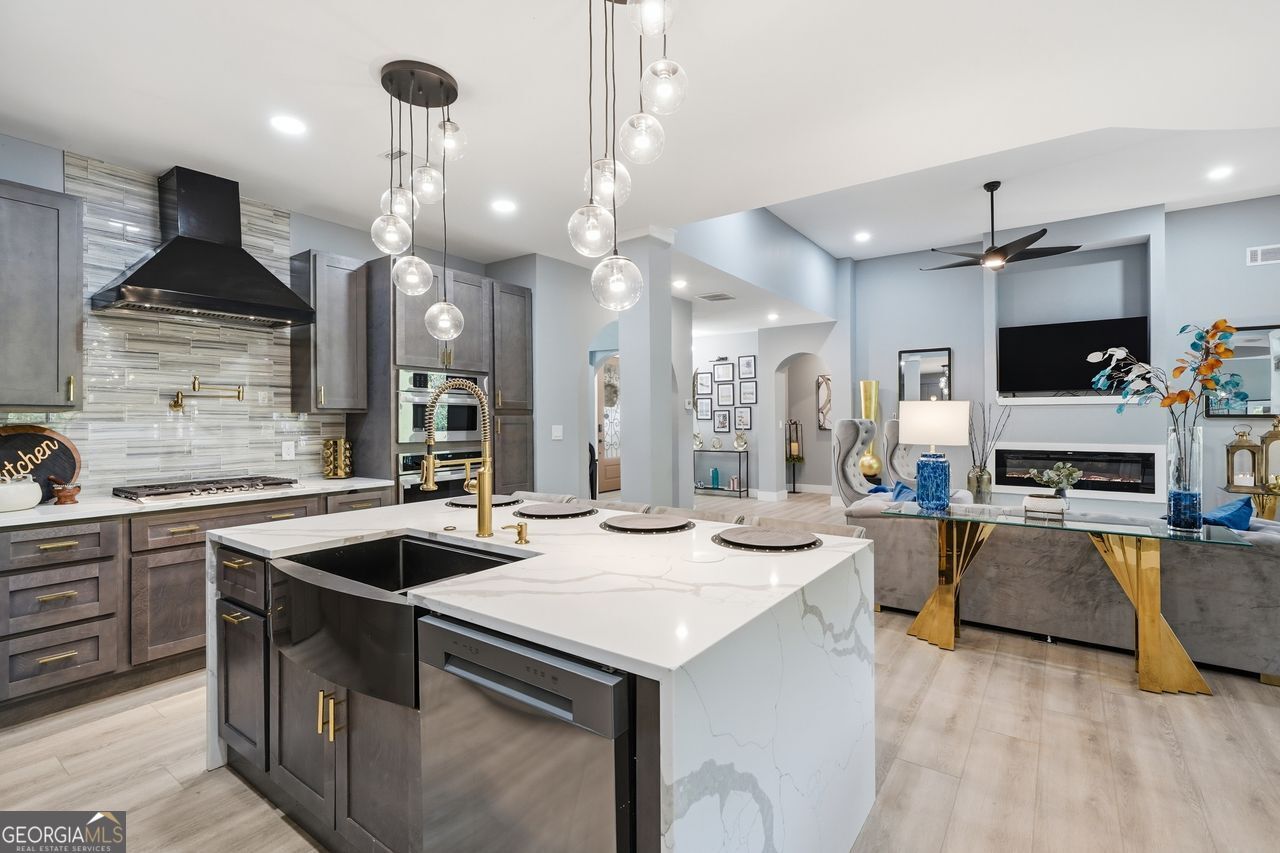 2021 Lakeview Parkway Villa Rica GA 30180