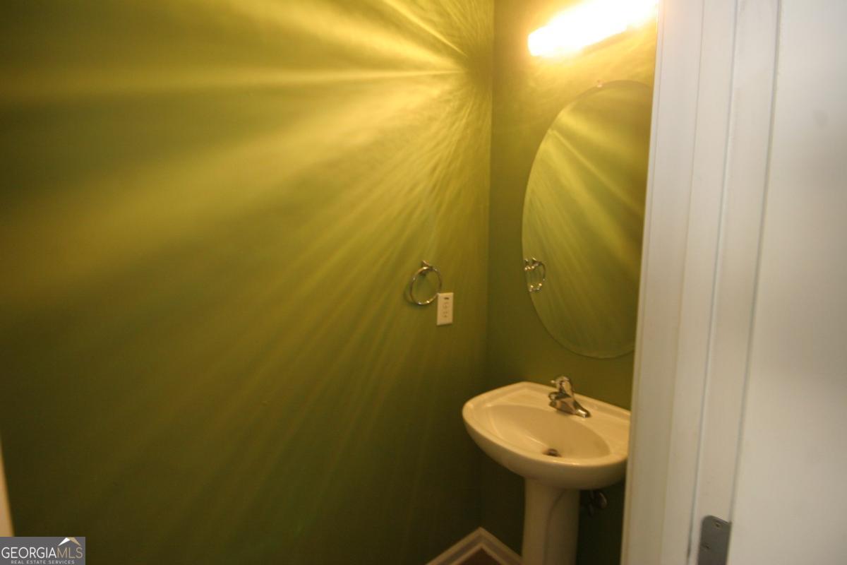 4991 Lower Elm Street Atlanta GA 30349