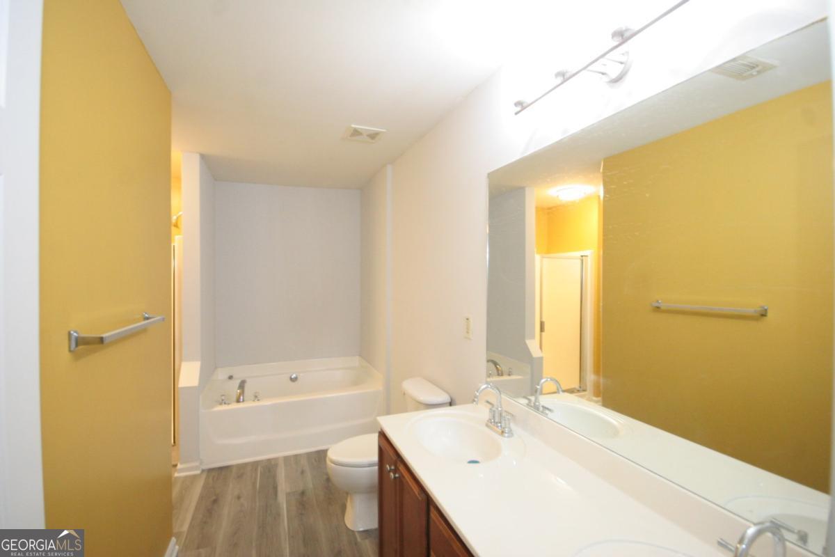 4991 Lower Elm Street Atlanta GA 30349