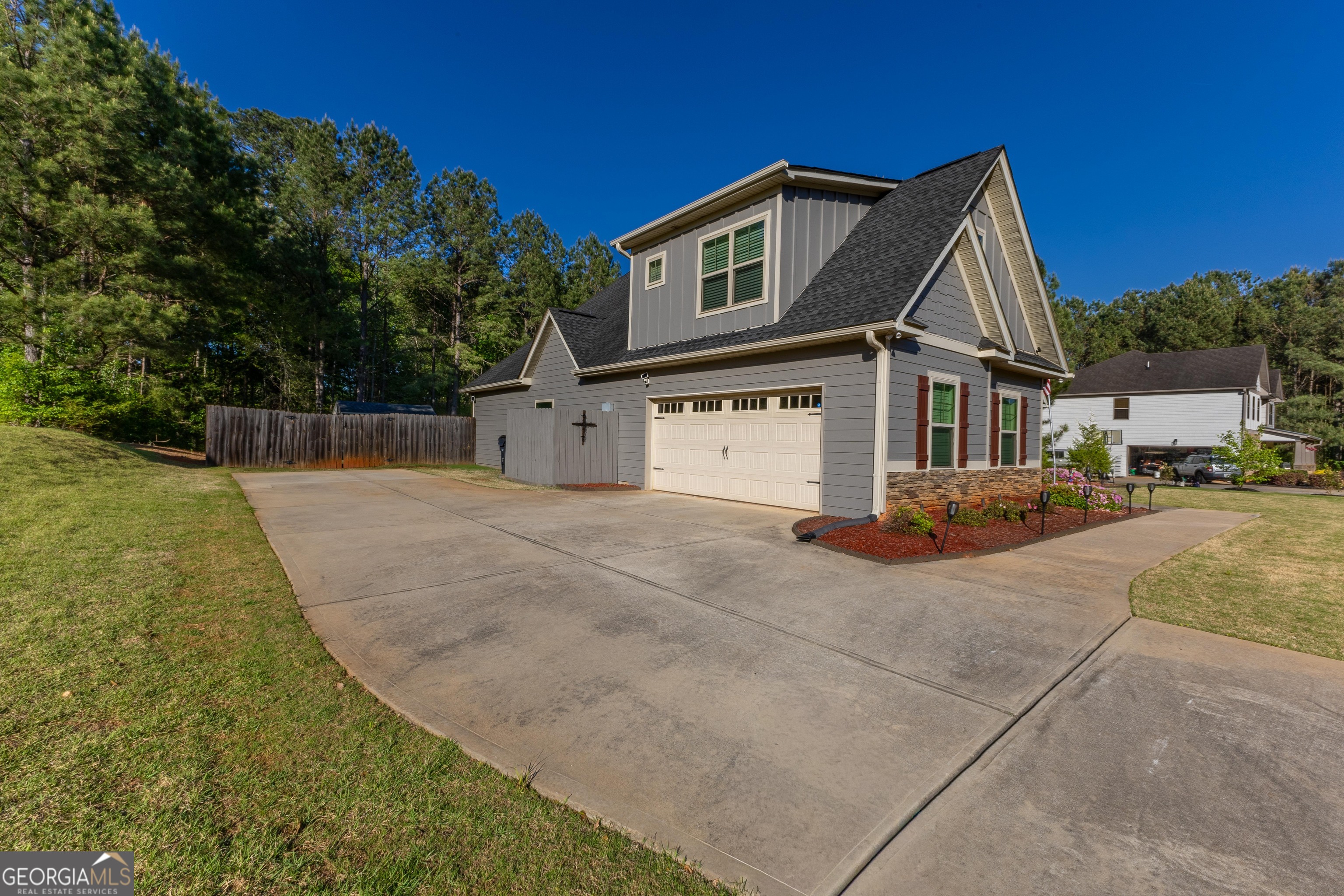 1037 Ashley Glen Drive Williamson GA 30292