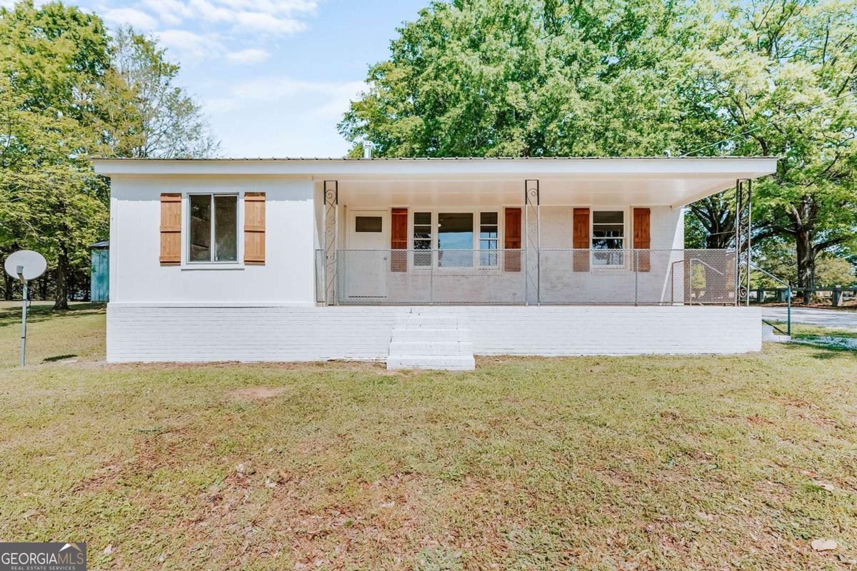 52 Clark Circle Lexington GA 30648