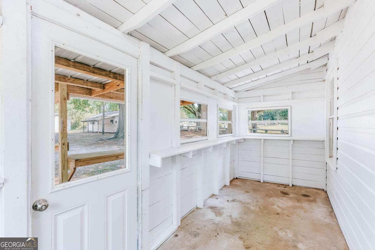 52 Clark Circle Lexington GA 30648