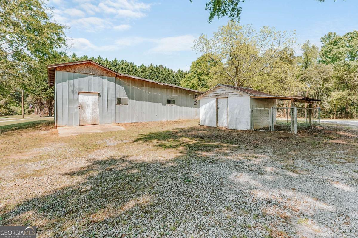 52 Clark Circle Lexington GA 30648
