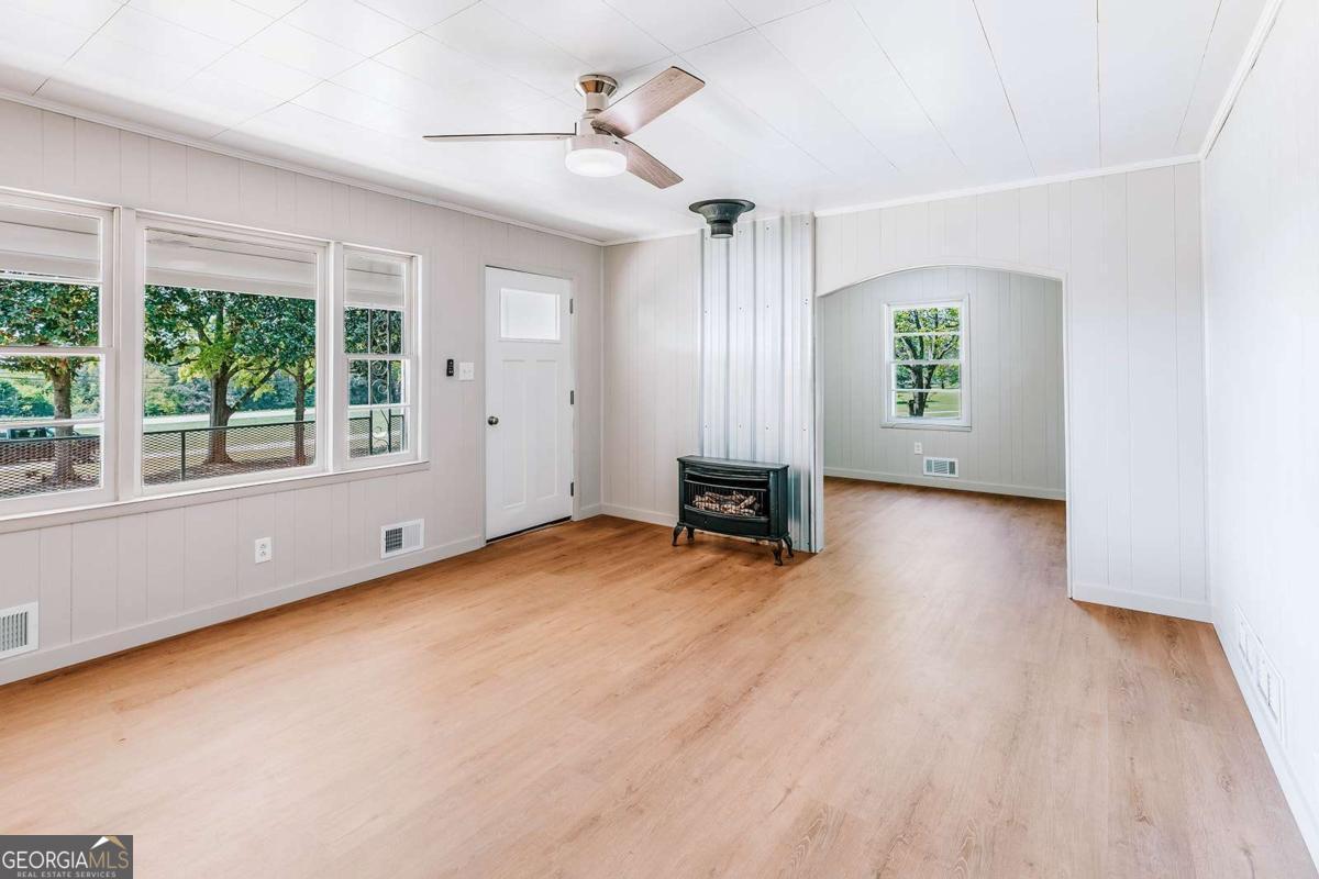 52 Clark Circle Lexington GA 30648