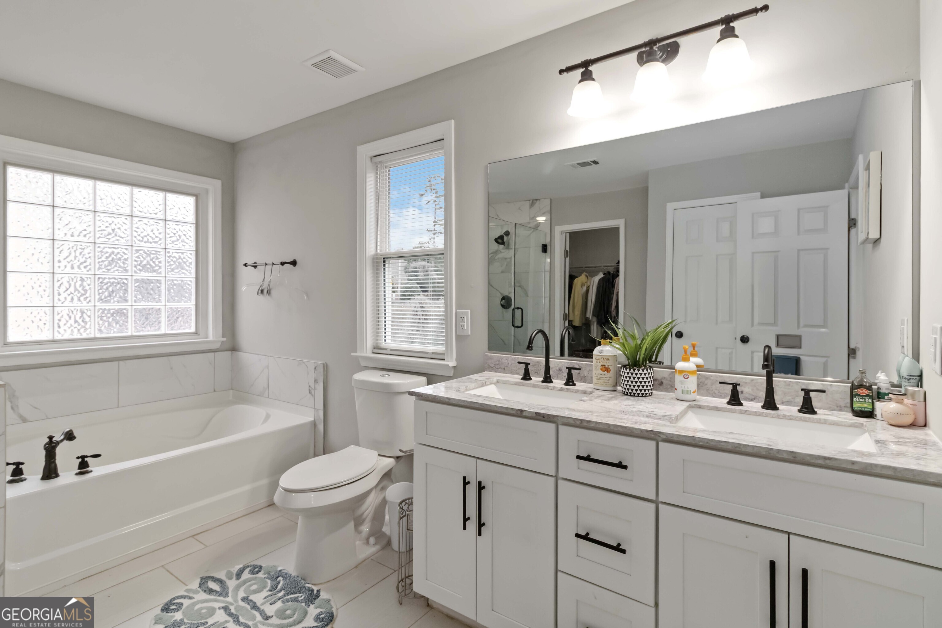 6101 Sparkling Cove Lane Buford GA 30518