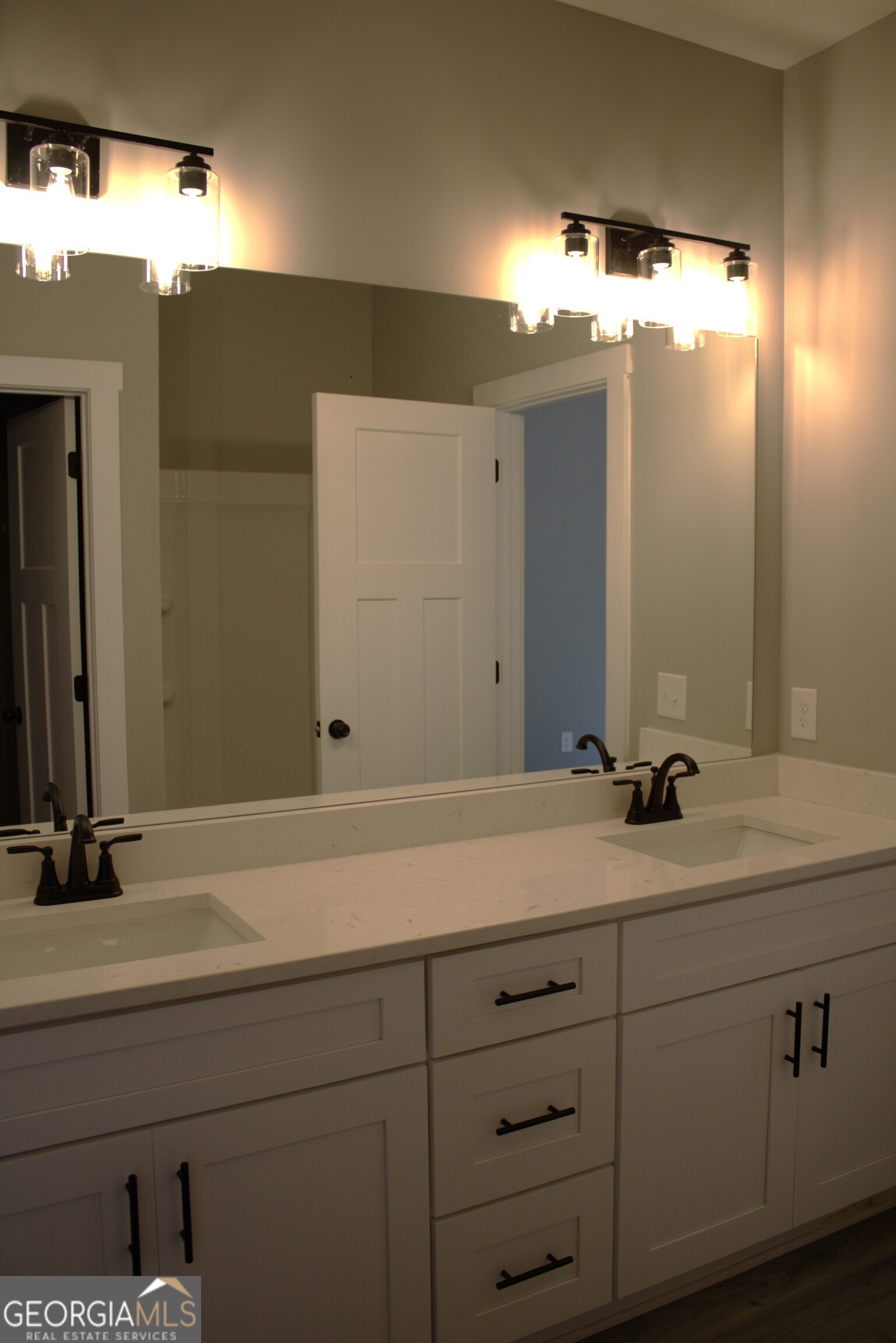 247 North Point Circle Hartwell GA 30643