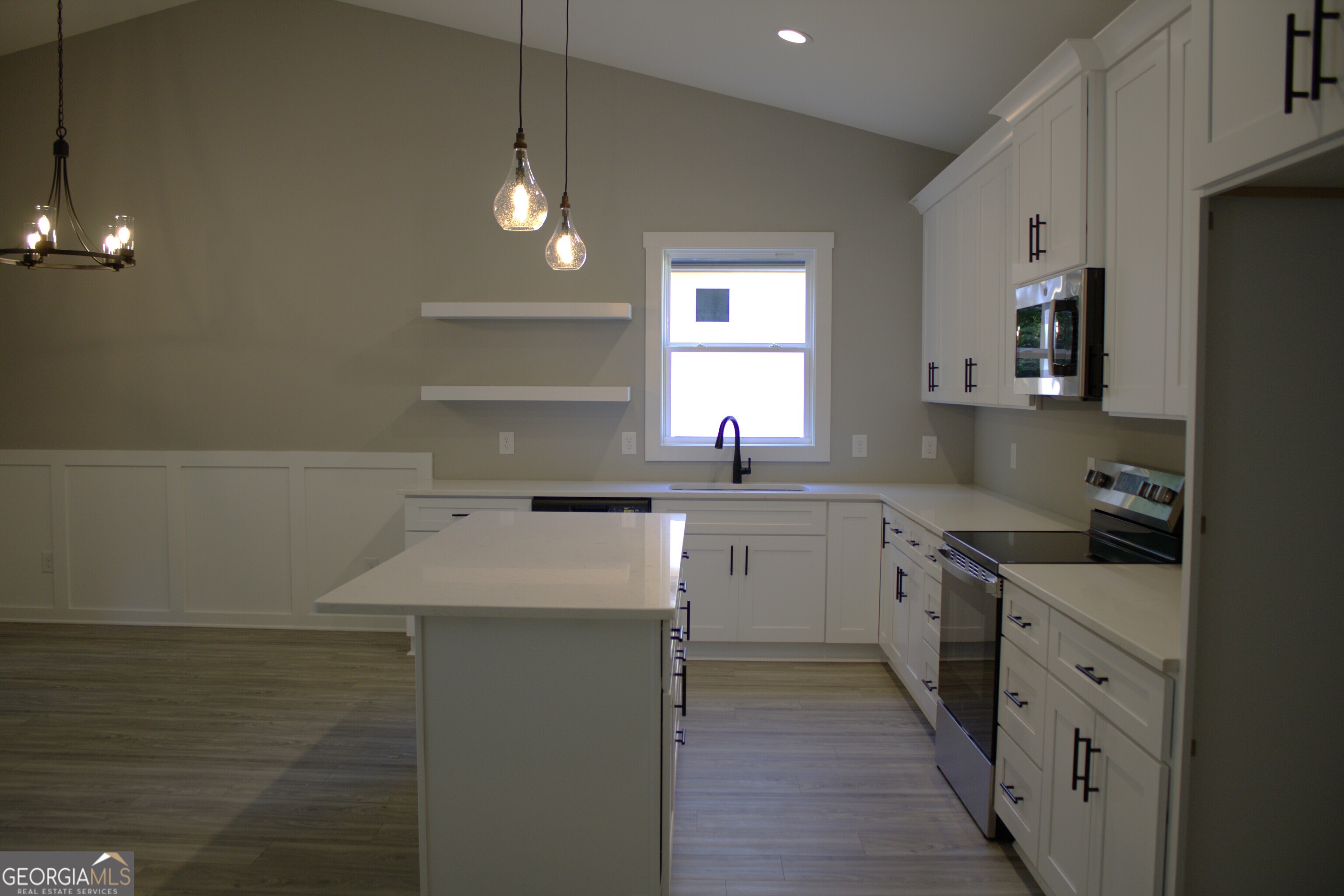 247 North Point Circle Hartwell GA 30643