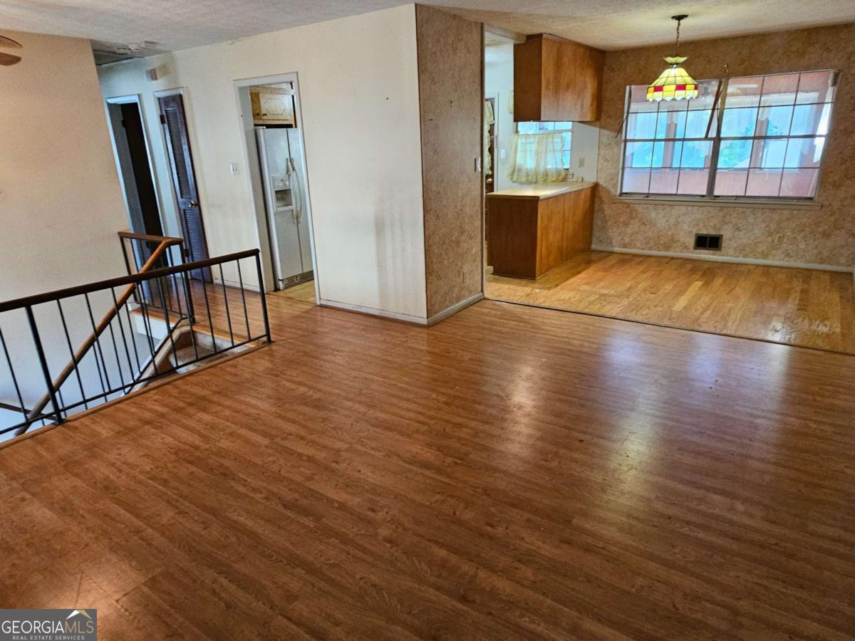 2560 Kennesaw Drive NW Kennesaw GA 30152