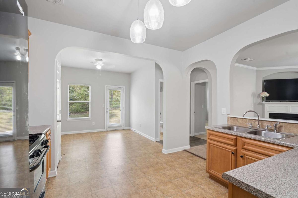 3499 Stoneleigh Walk Lithonia GA 30038