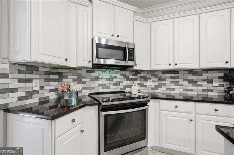 153 York Place Calhoun GA 30701