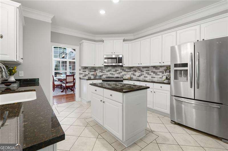 153 York Place Calhoun GA 30701
