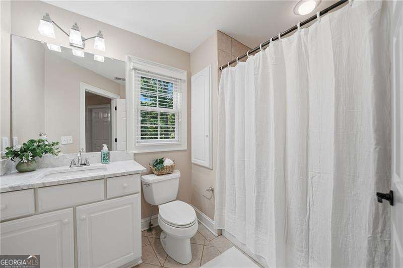 153 York Place Calhoun GA 30701