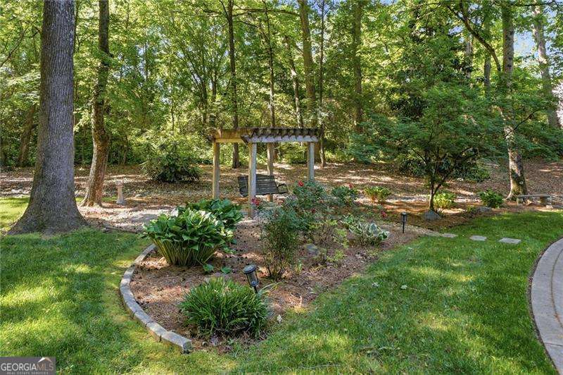 153 York Place Calhoun GA 30701