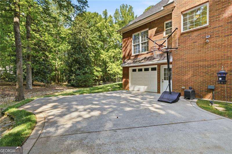 153 York Place Calhoun GA 30701