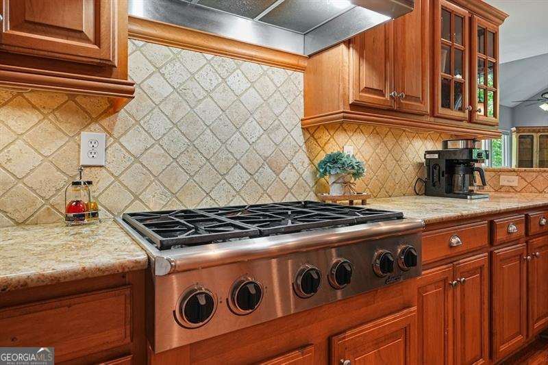 716 Whisper Wind Court Woodstock GA 30189