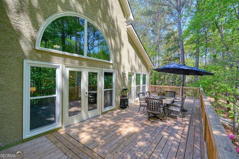 716 Whisper Wind Court Woodstock GA 30189