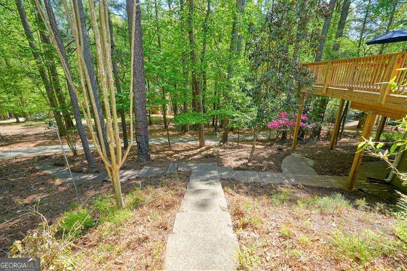 716 Whisper Wind Court Woodstock GA 30189