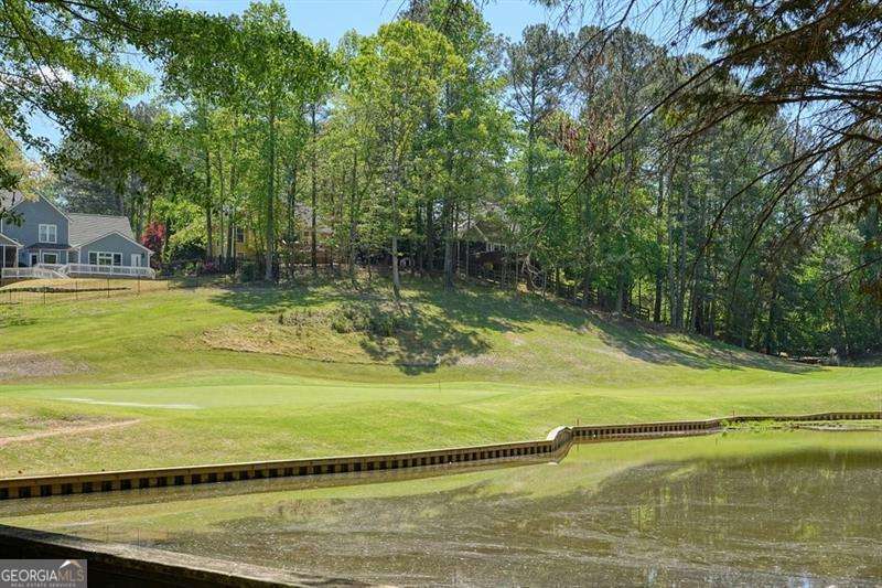 716 Whisper Wind Court Woodstock GA 30189