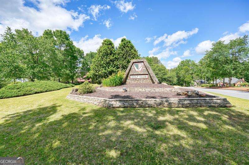 716 Whisper Wind Court Woodstock GA 30189