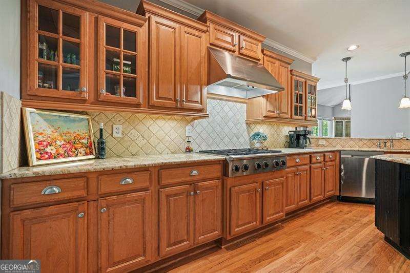 716 Whisper Wind Court Woodstock GA 30189