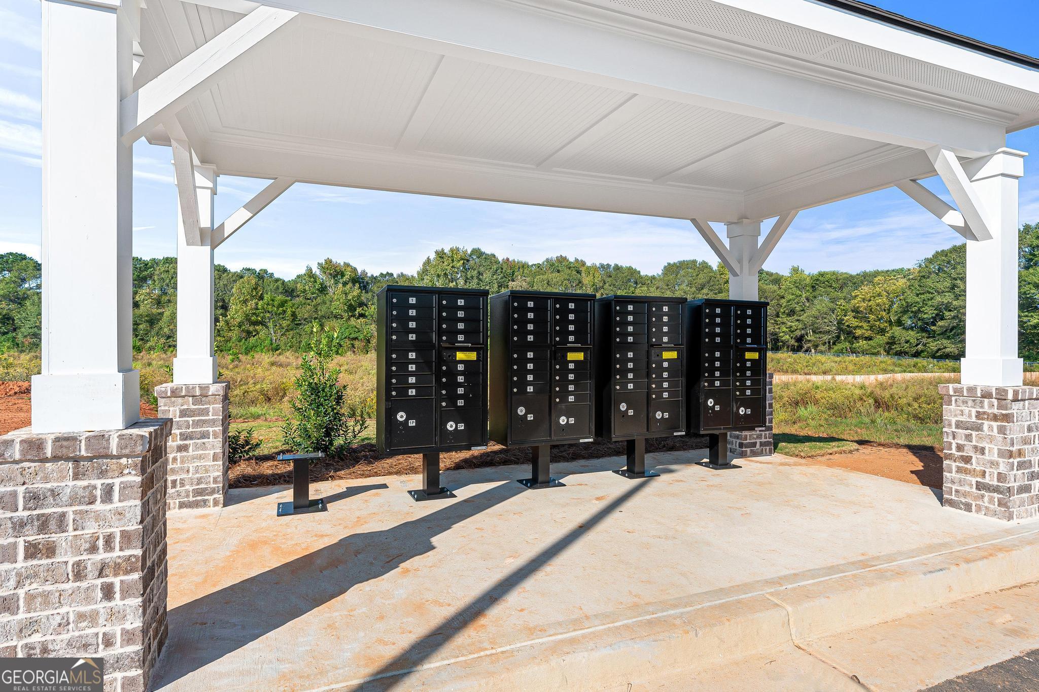 36 Crest Drive Hartwell GA 30643