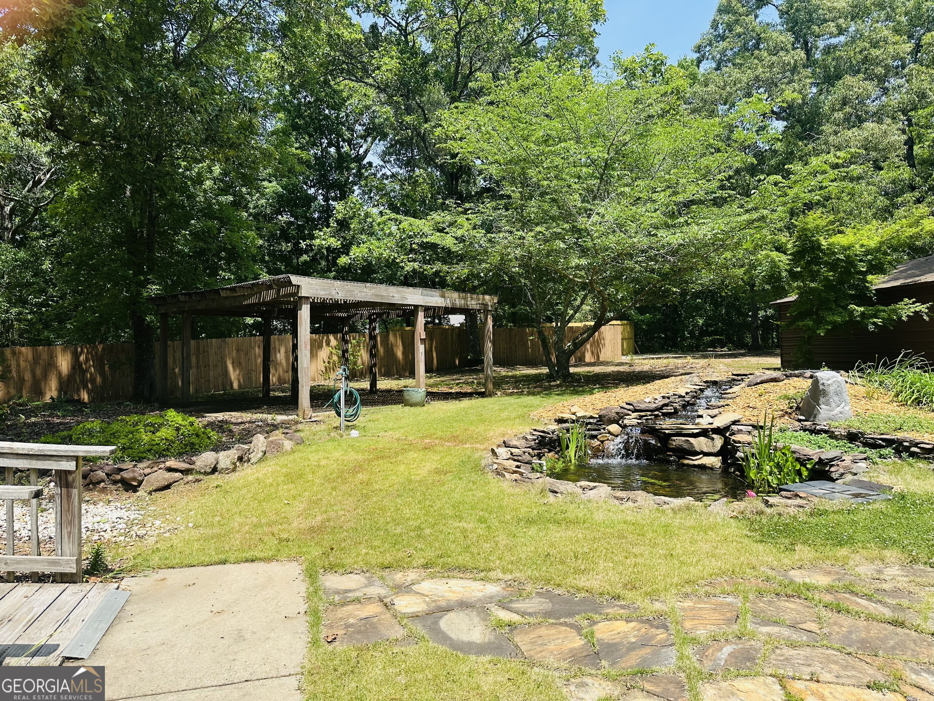100 Rover Road Williamson GA 30292