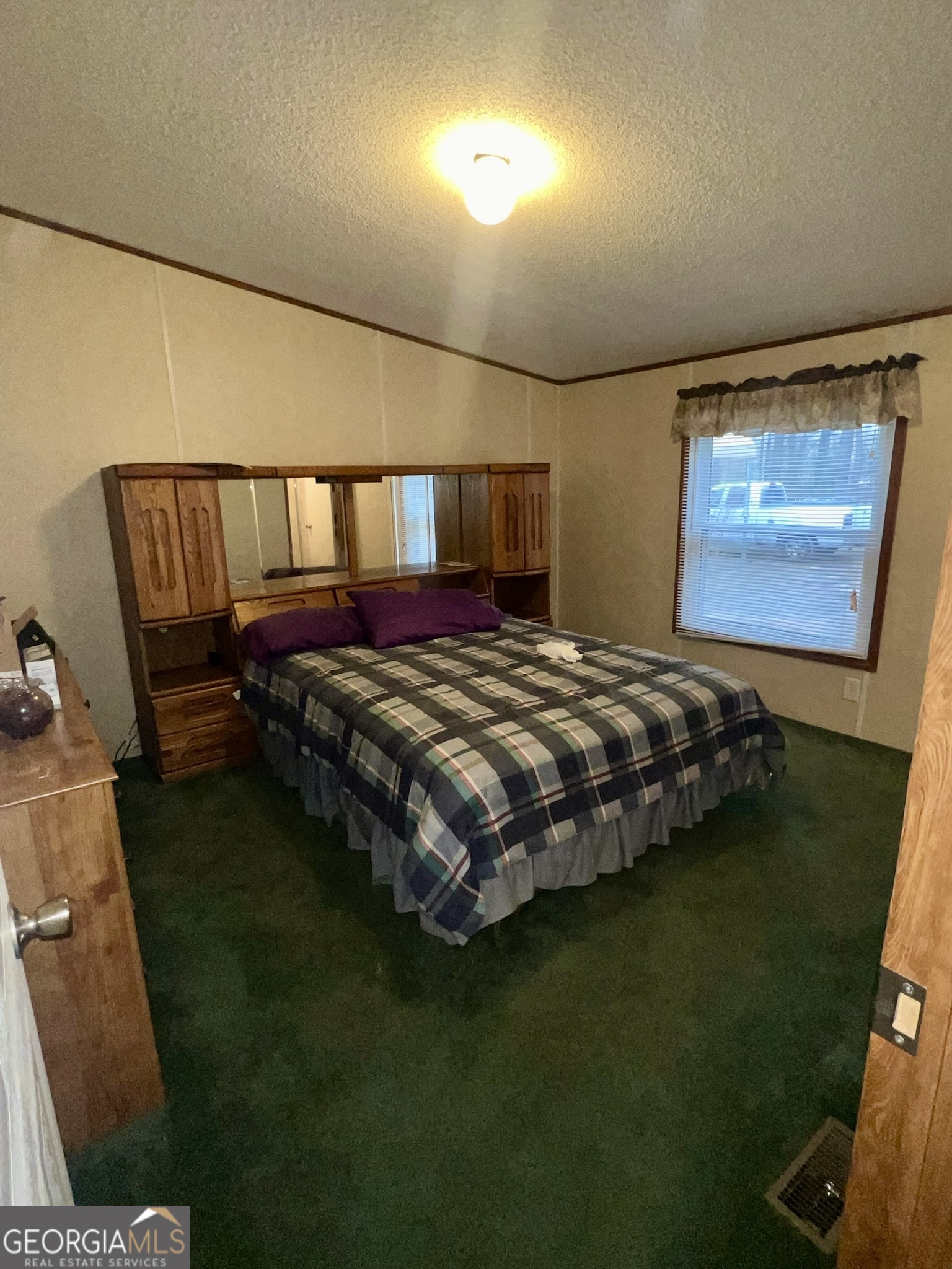 882 Caldwell Road Gay GA 30218