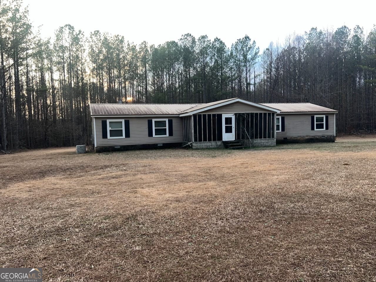 882 Caldwell Road Gay GA 30218