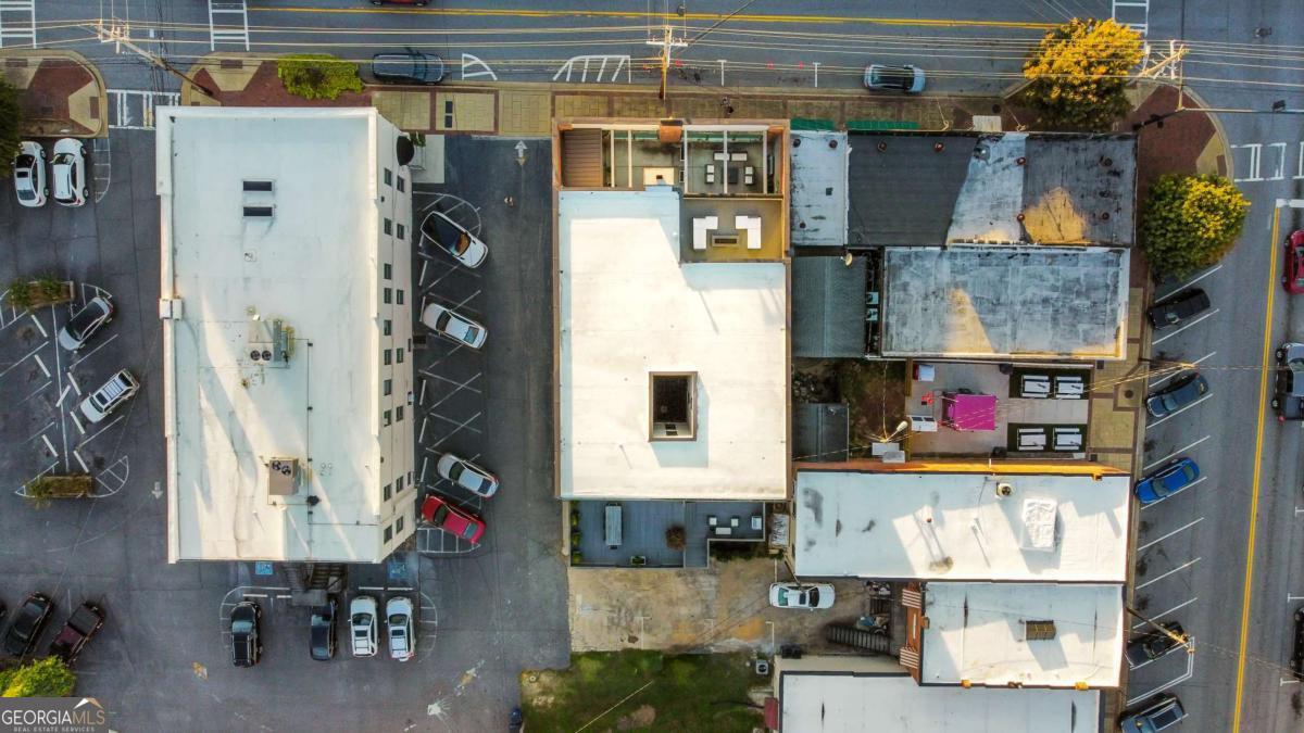 23 Perry Street Newnan GA 30263
