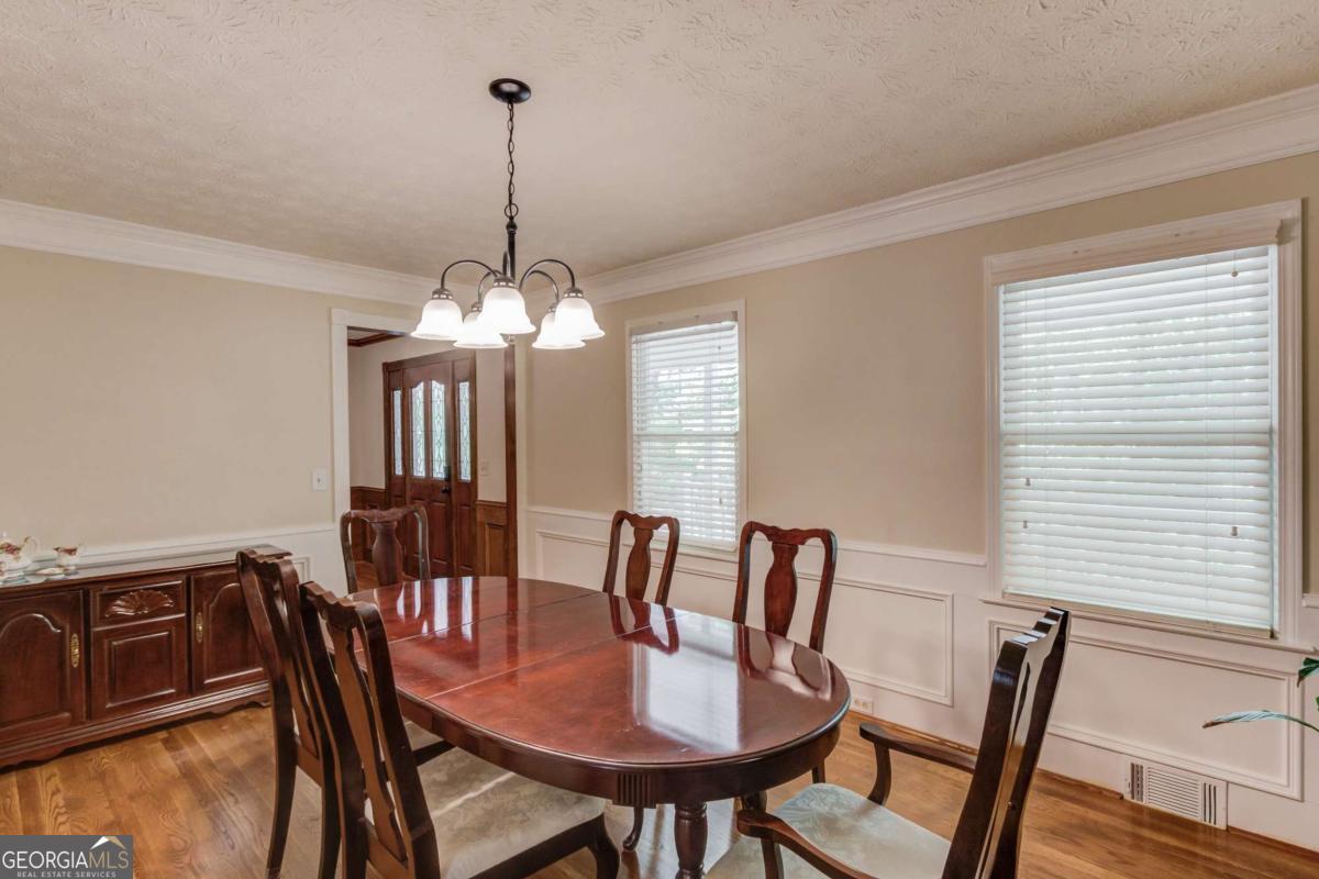 1051 Riverside Road Sugar Hill GA 30518