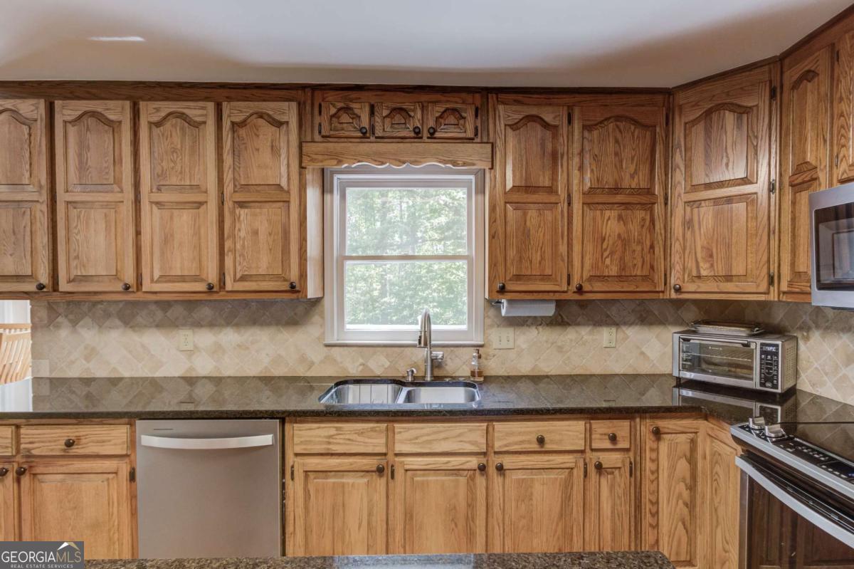 1051 Riverside Road Sugar Hill GA 30518