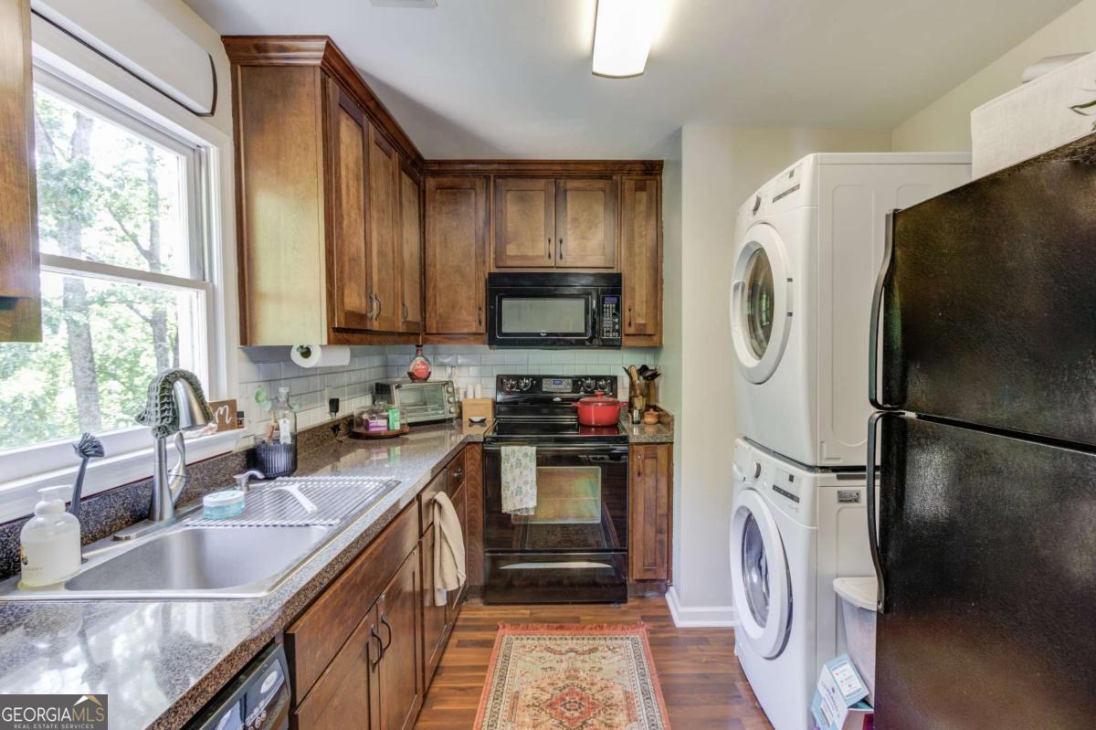 1051 Riverside Road Sugar Hill GA 30518