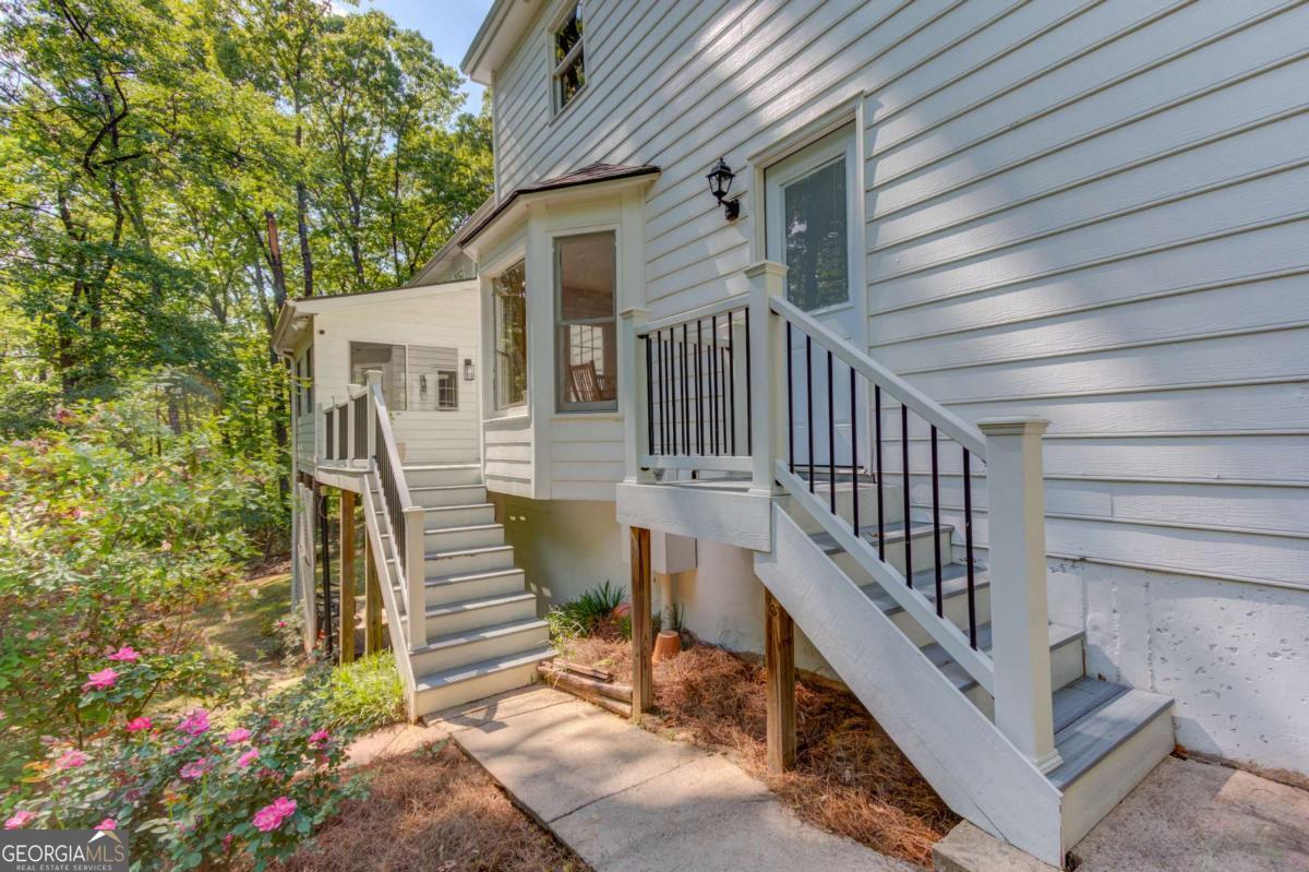 1051 Riverside Road Sugar Hill GA 30518