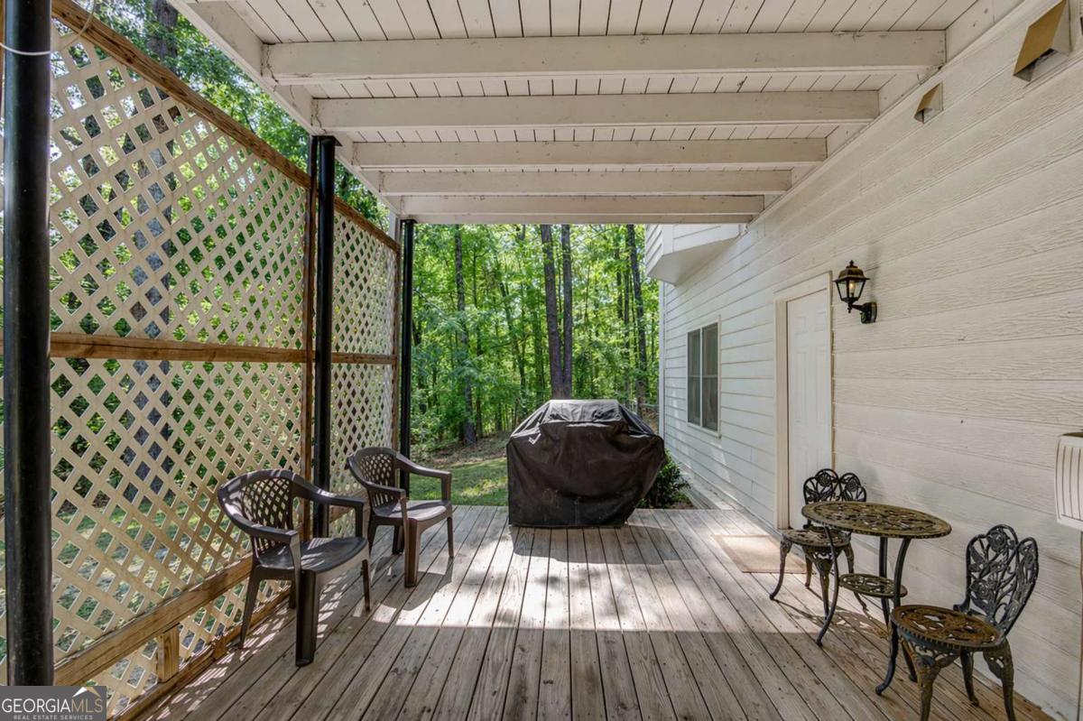 1051 Riverside Road Sugar Hill GA 30518