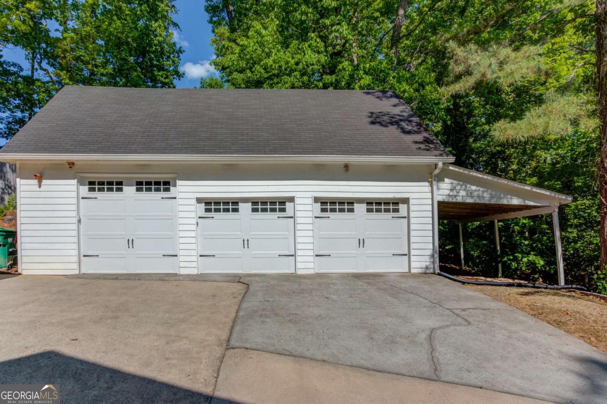 1051 Riverside Road Sugar Hill GA 30518