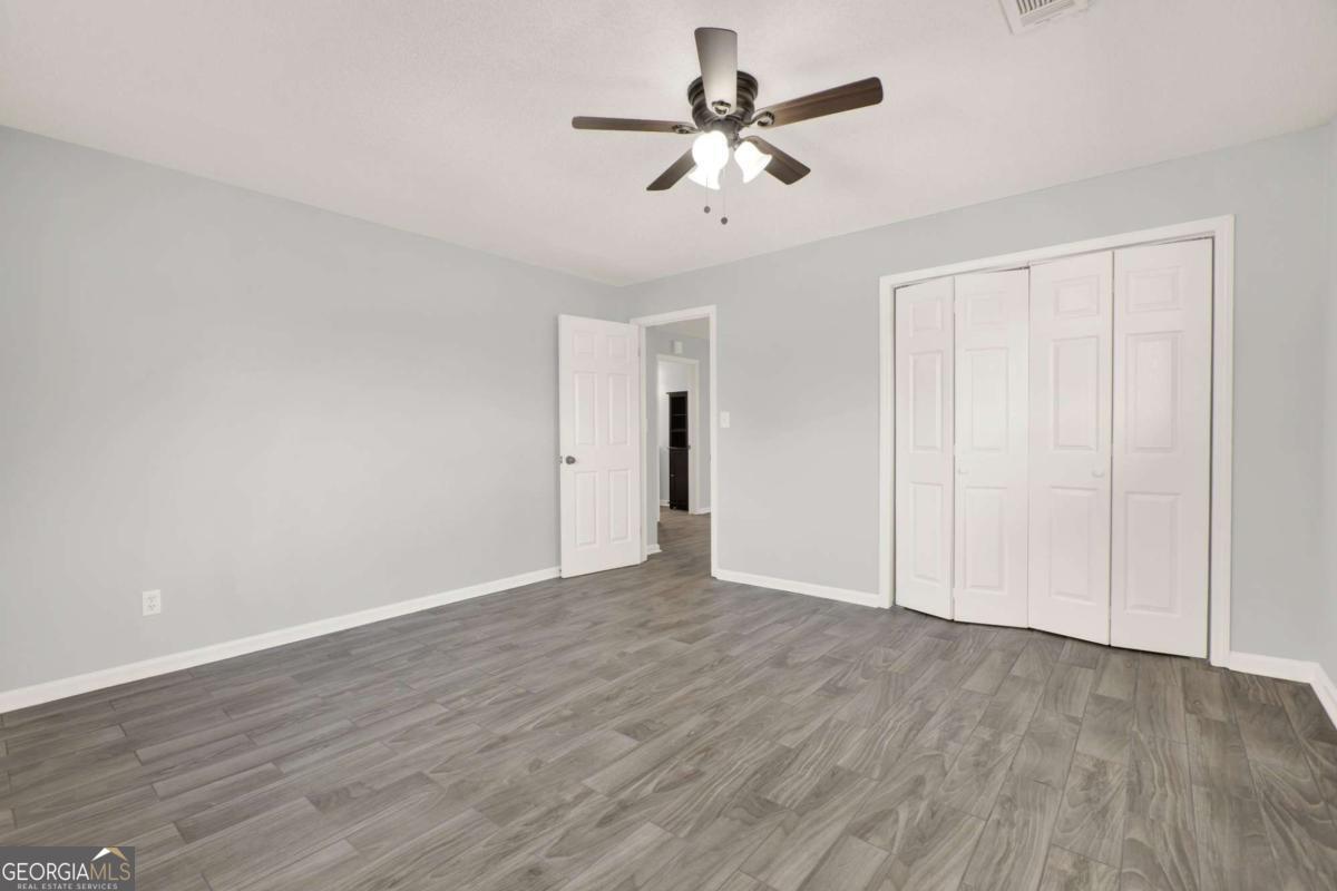 5 Greenbriar Avenue Cartersville GA 30120