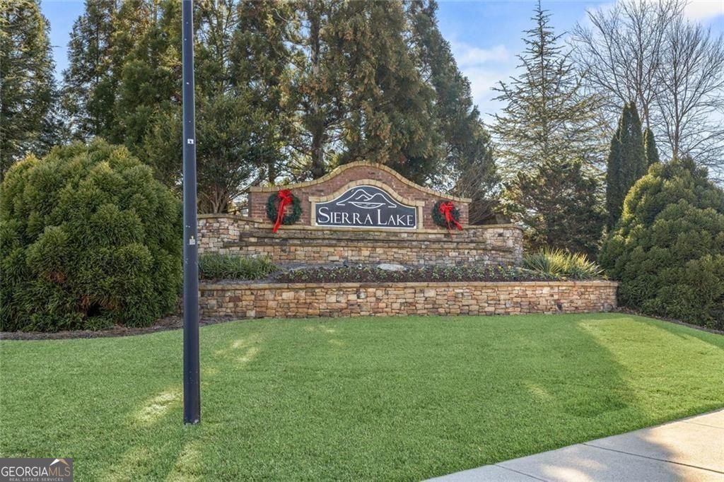 3925 Sierra Knolls Court Cumming GA 30040
