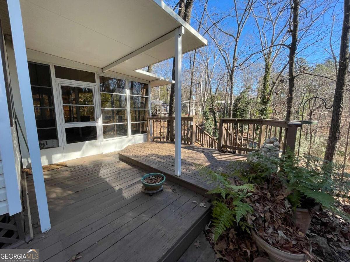 20 Clipper Circle Hartwell GA 30643