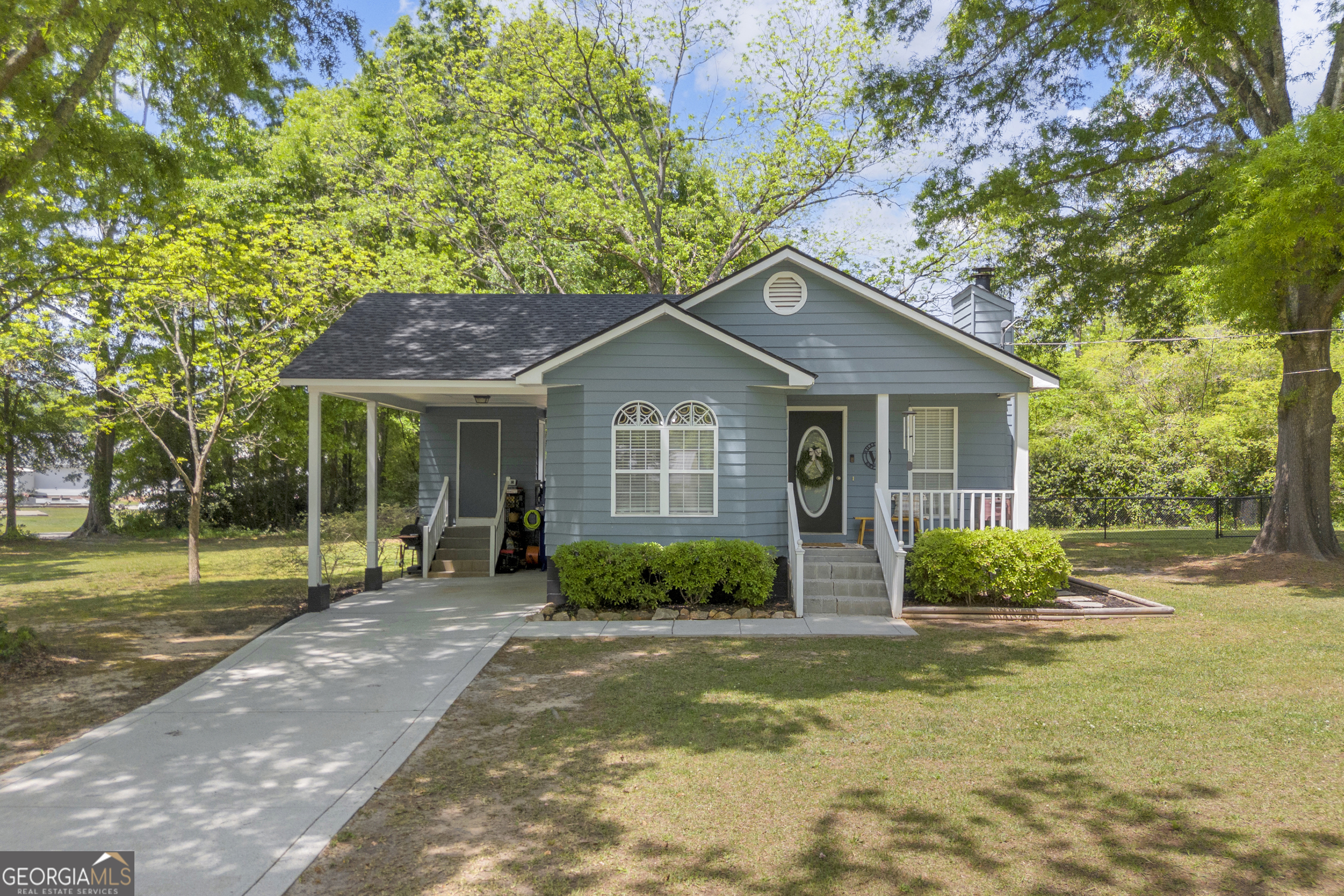 391 Cemetery Street Shady Dale GA 31085