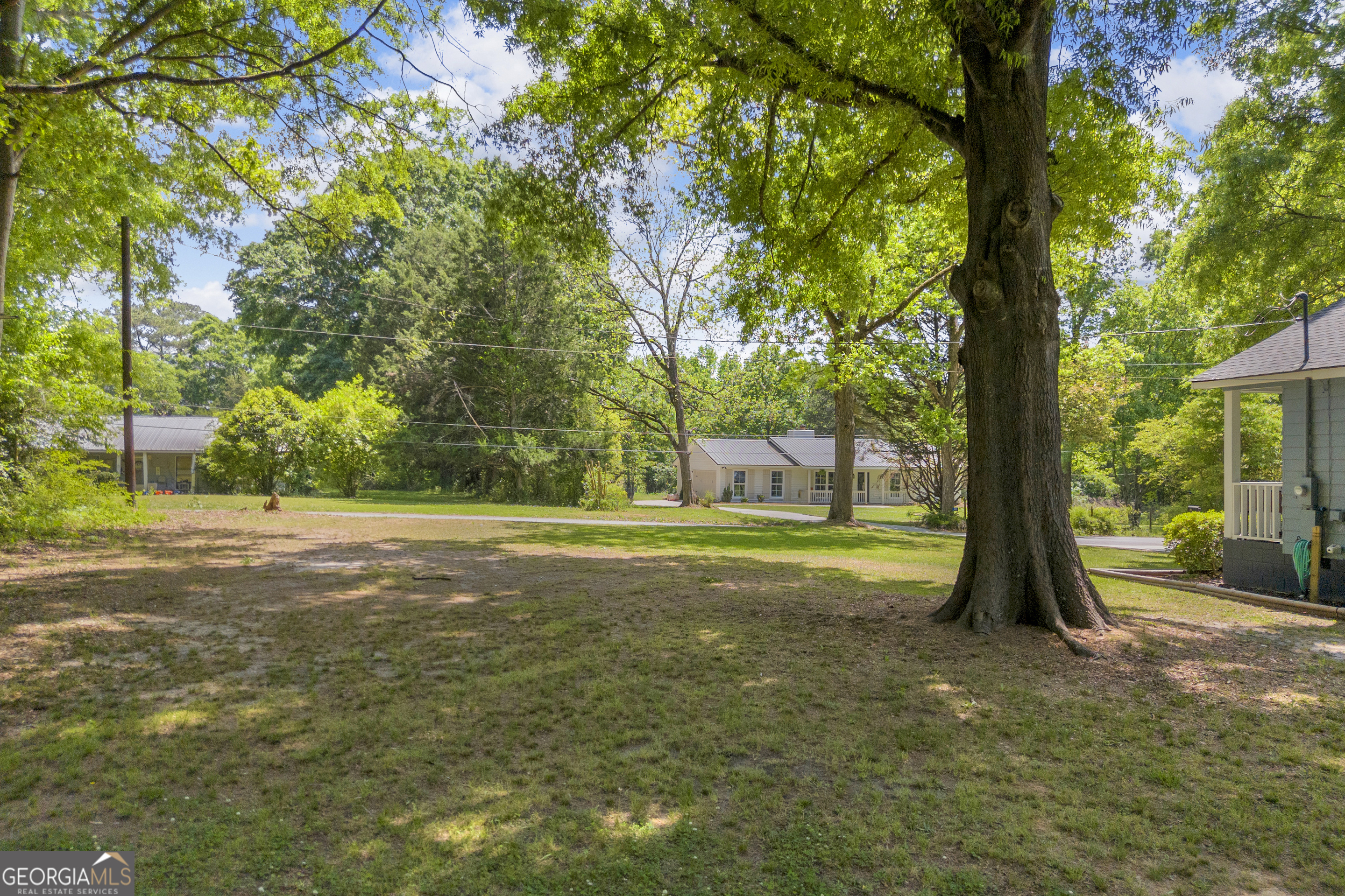 391 Cemetery Street Shady Dale GA 31085