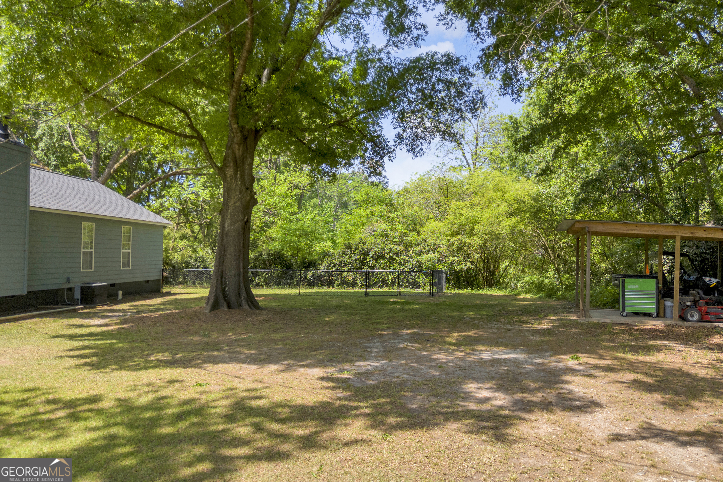 391 Cemetery Street Shady Dale GA 31085