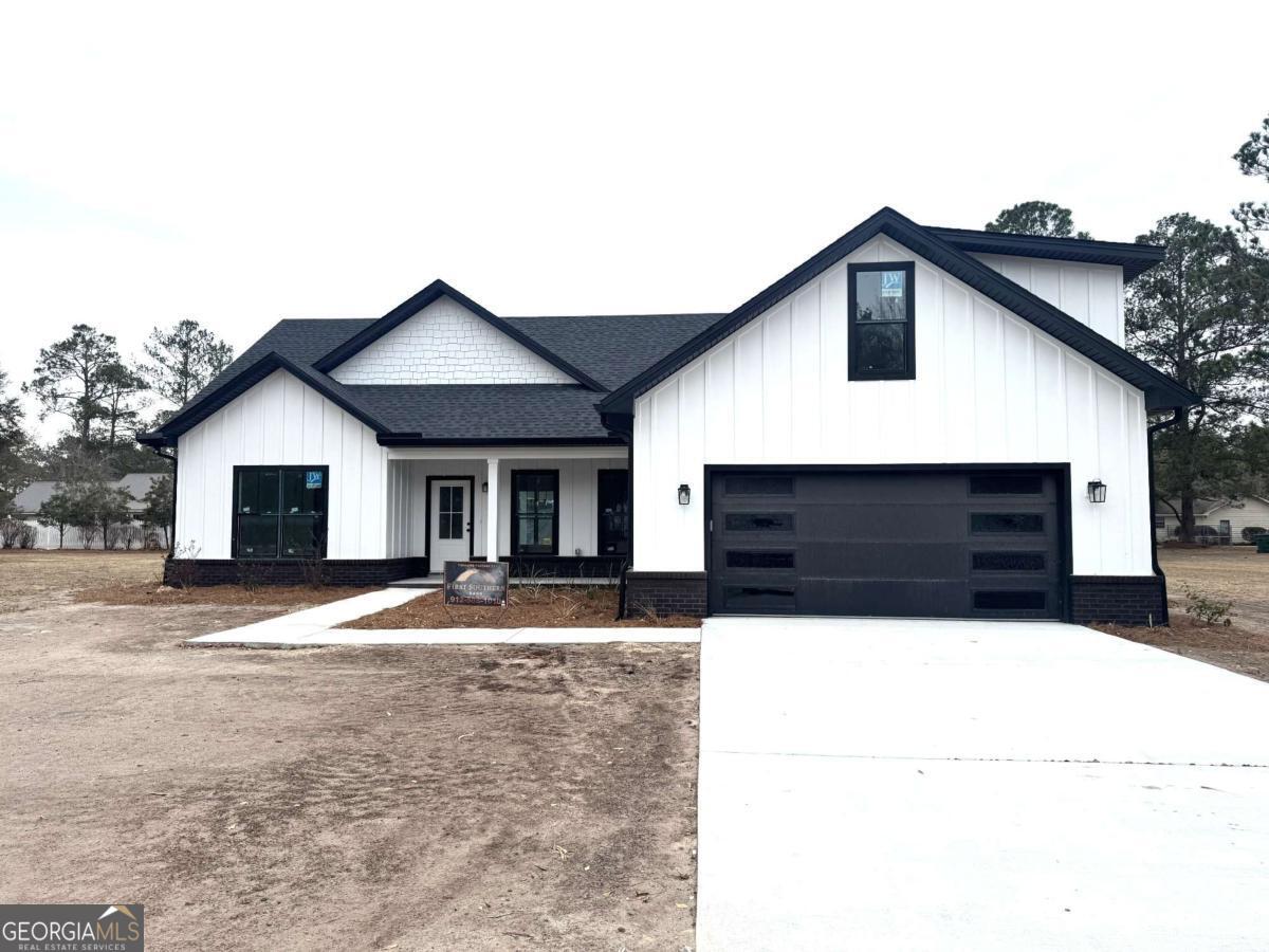 243 Charlton Street Jesup GA 31545