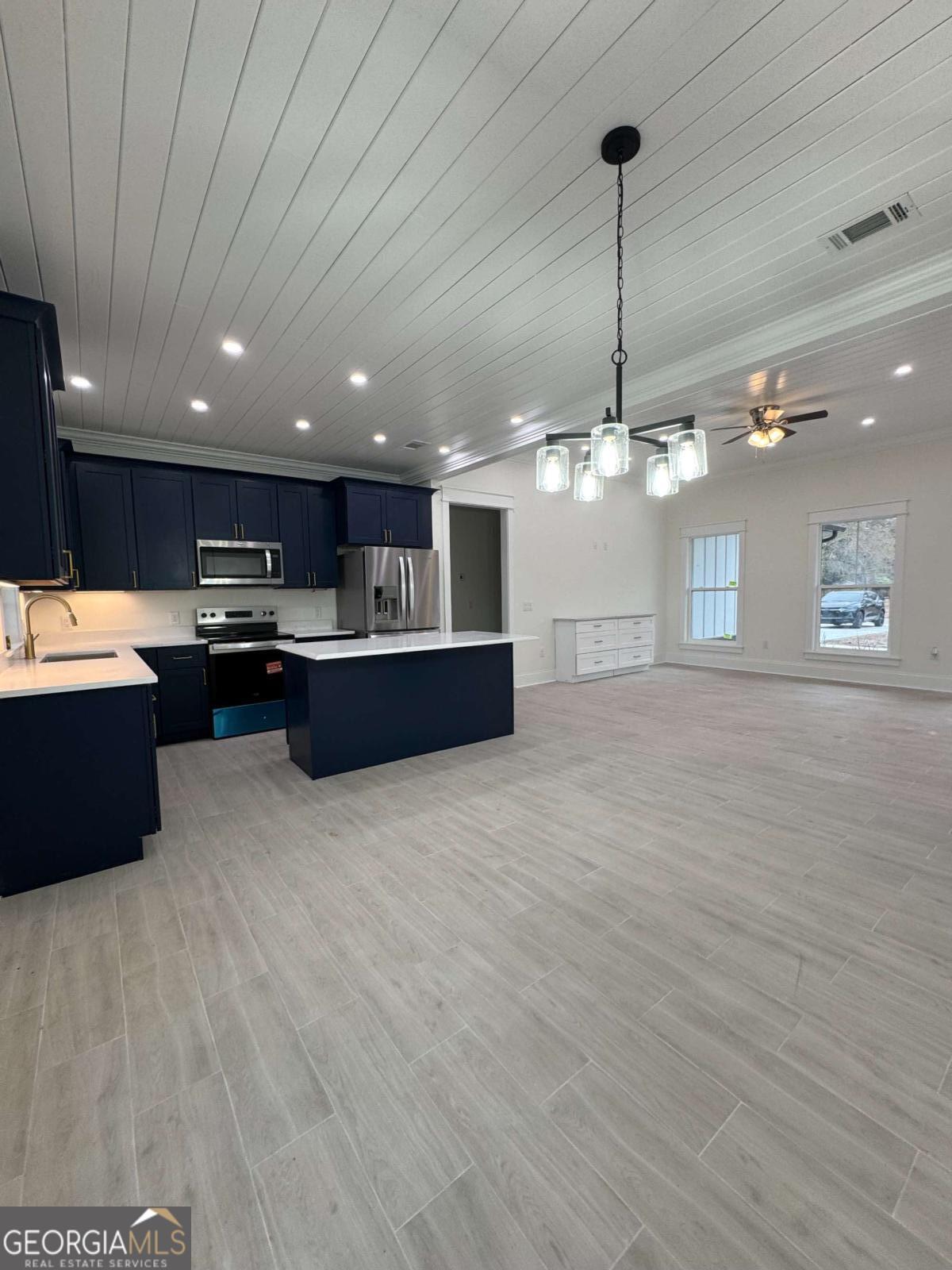 243 Charlton Street Jesup GA 31545