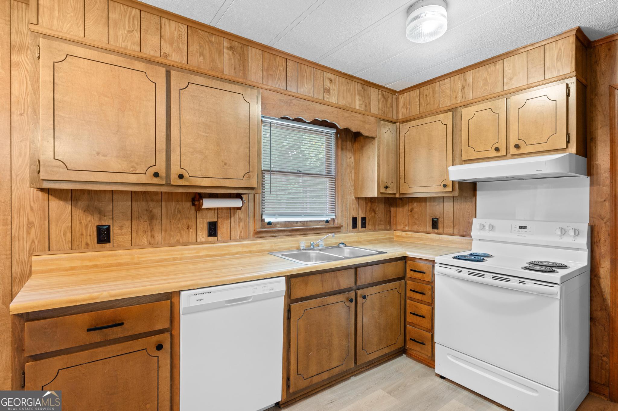 214 Ashland Drive Stockbridge GA 30281